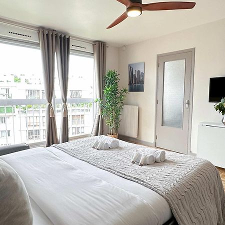פריז Brand-New Studio With Eiffel Tower View מראה חיצוני תמונה